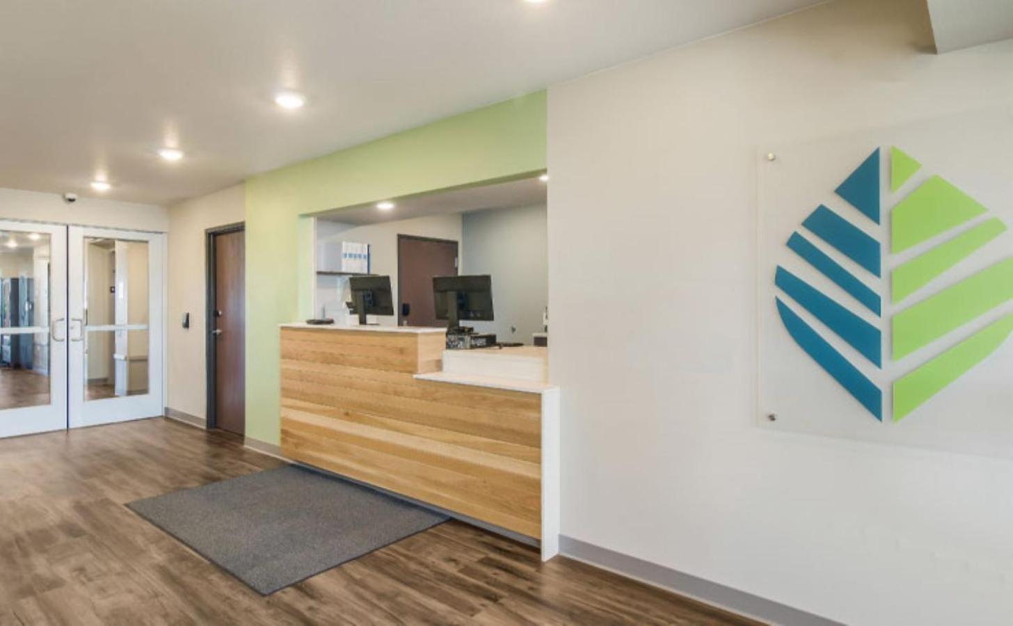 Woodspring Suites Denver קומרס סיטי מראה חיצוני תמונה